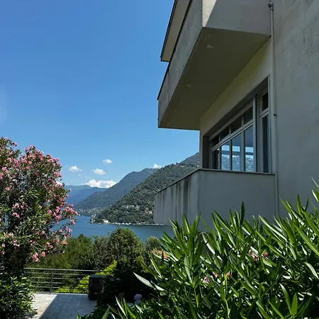 Apartman And Hills View