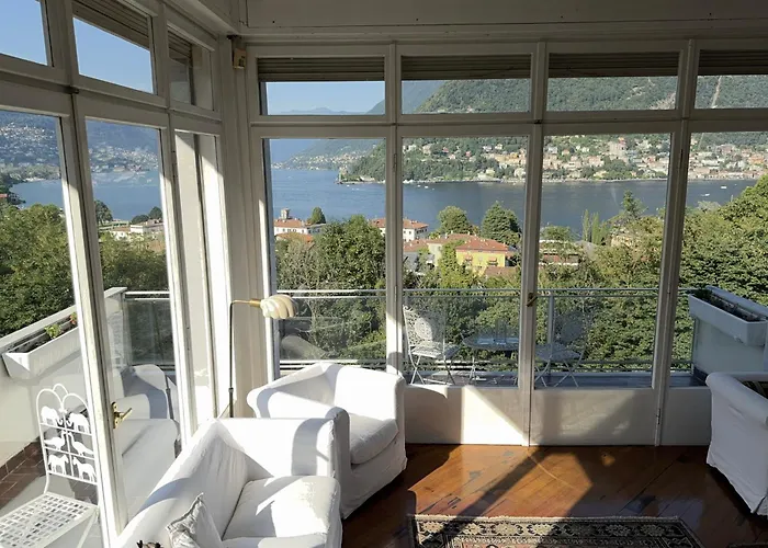 Como&hills View Como