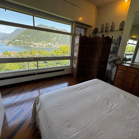 And Hills View * Como